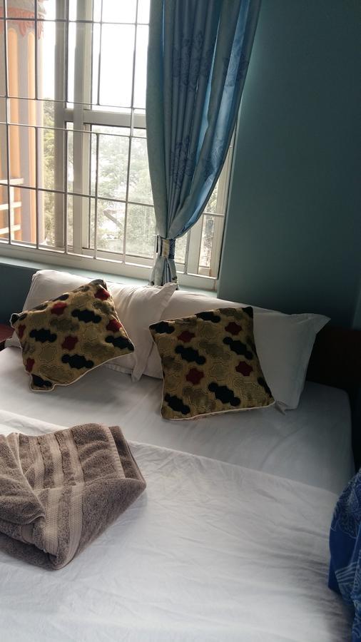 Hotel Bhadrakali Pokhara Inn Kültér fotó